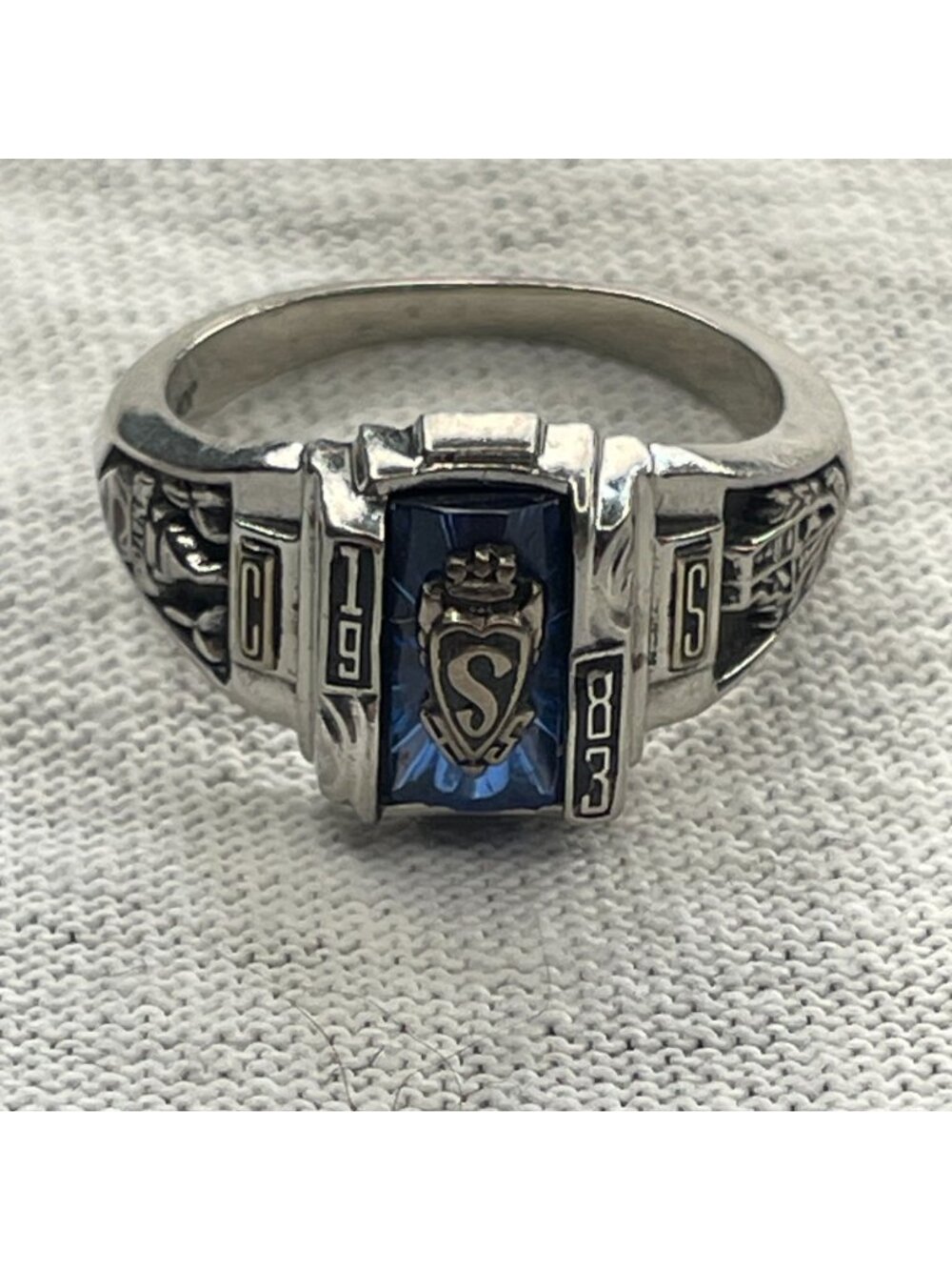 Vintage 1983 Jostens Lustrium West Washington High School Senators Class Ring Si